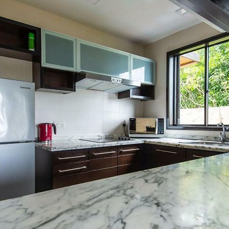 Sabah Beach Villas & Suites Kota Kinabalu Zewnętrze zdjęcie