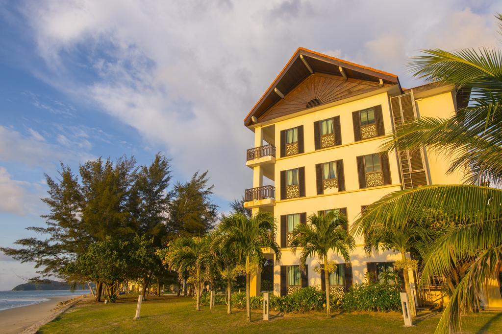 Sabah Beach Villas & Suites Kota Kinabalu Zewnętrze zdjęcie