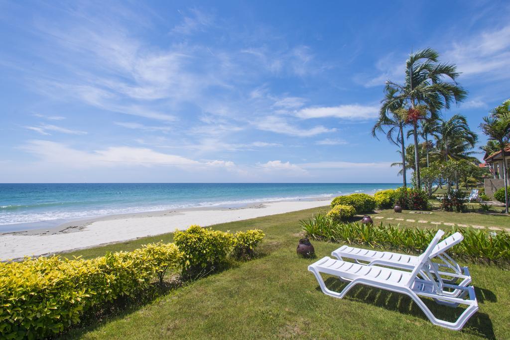 Sabah Beach Villas & Suites Kota Kinabalu Zewnętrze zdjęcie