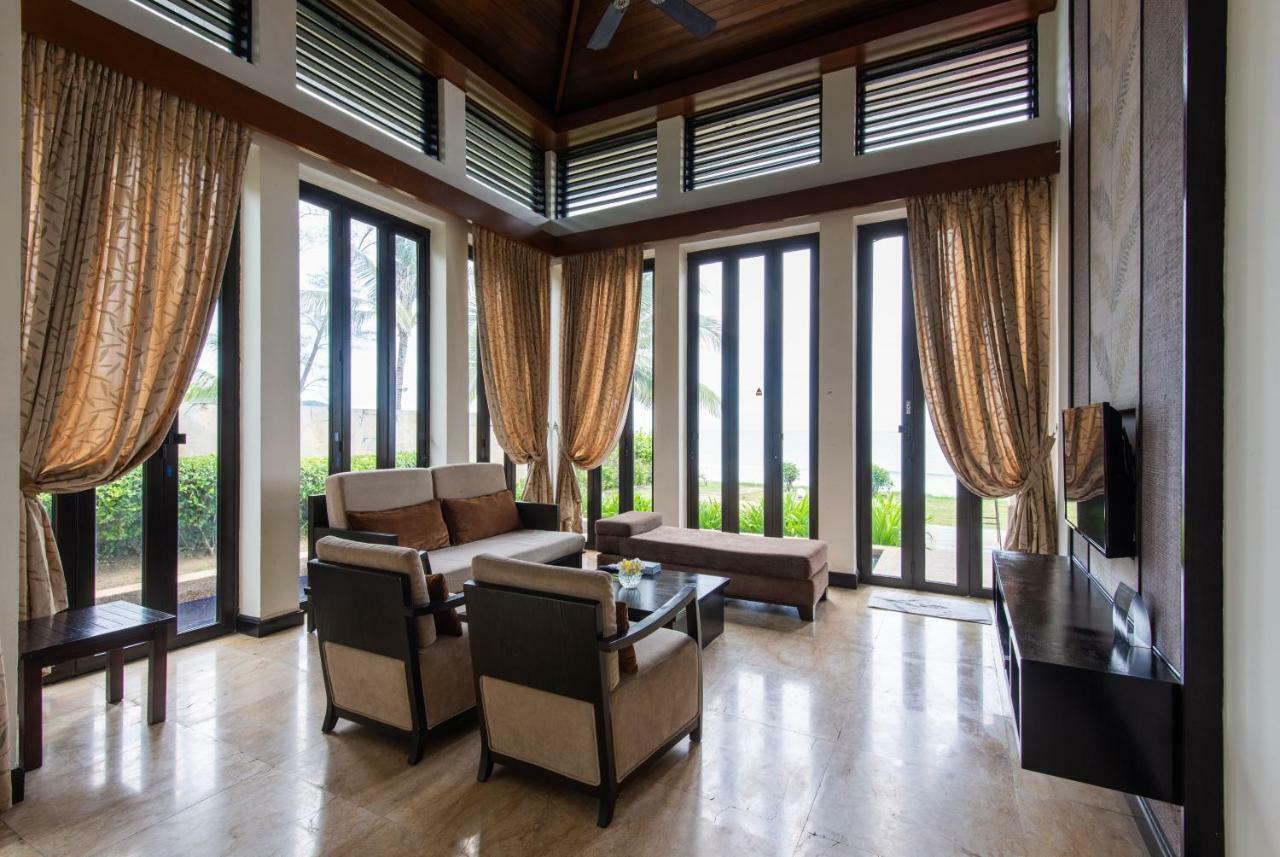 Sabah Beach Villas & Suites Kota Kinabalu Zewnętrze zdjęcie