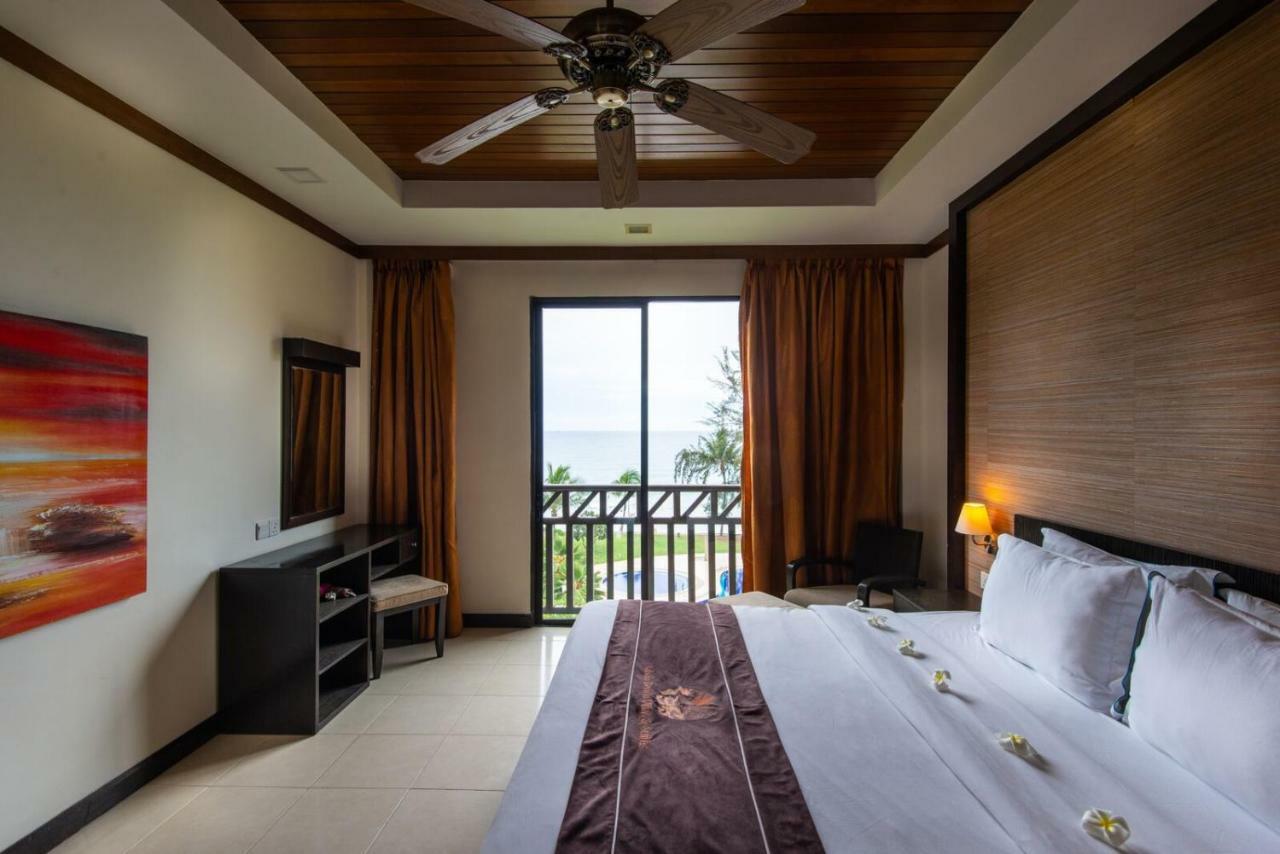 Sabah Beach Villas & Suites Kota Kinabalu Zewnętrze zdjęcie