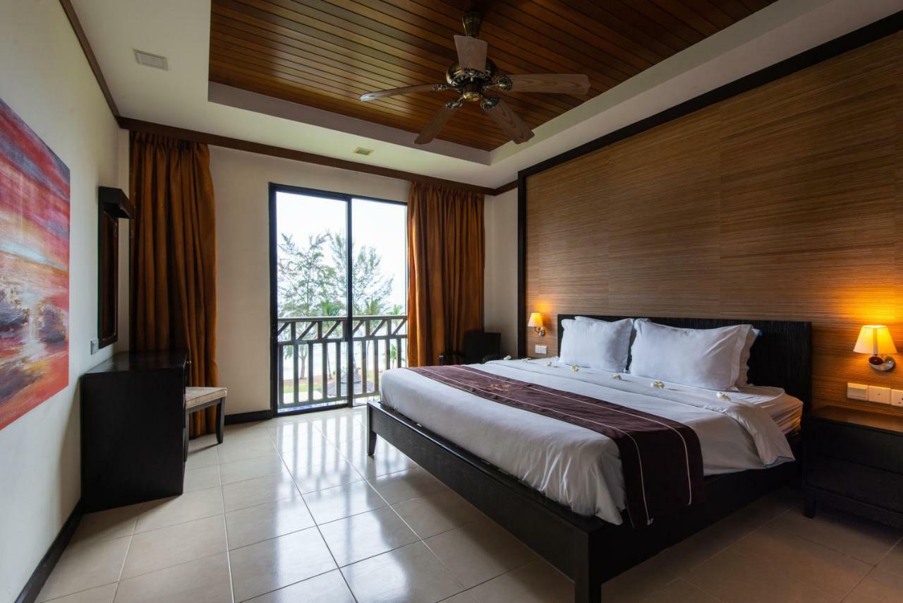 Sabah Beach Villas & Suites Kota Kinabalu Zewnętrze zdjęcie