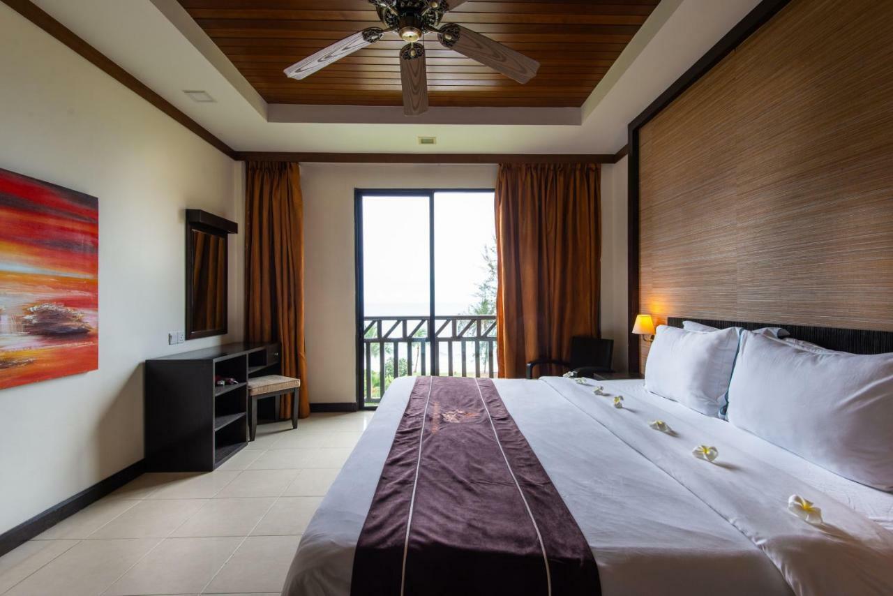 Sabah Beach Villas & Suites Kota Kinabalu Zewnętrze zdjęcie